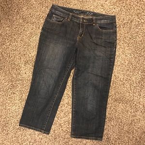 The Limited denim capris size 10, like new
